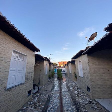 아라카주 Casa Em Residencial, Mobiliada Para Temporada. 빌라 외부 사진